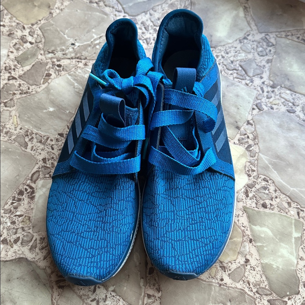 Adidas Bounce Running Shoes